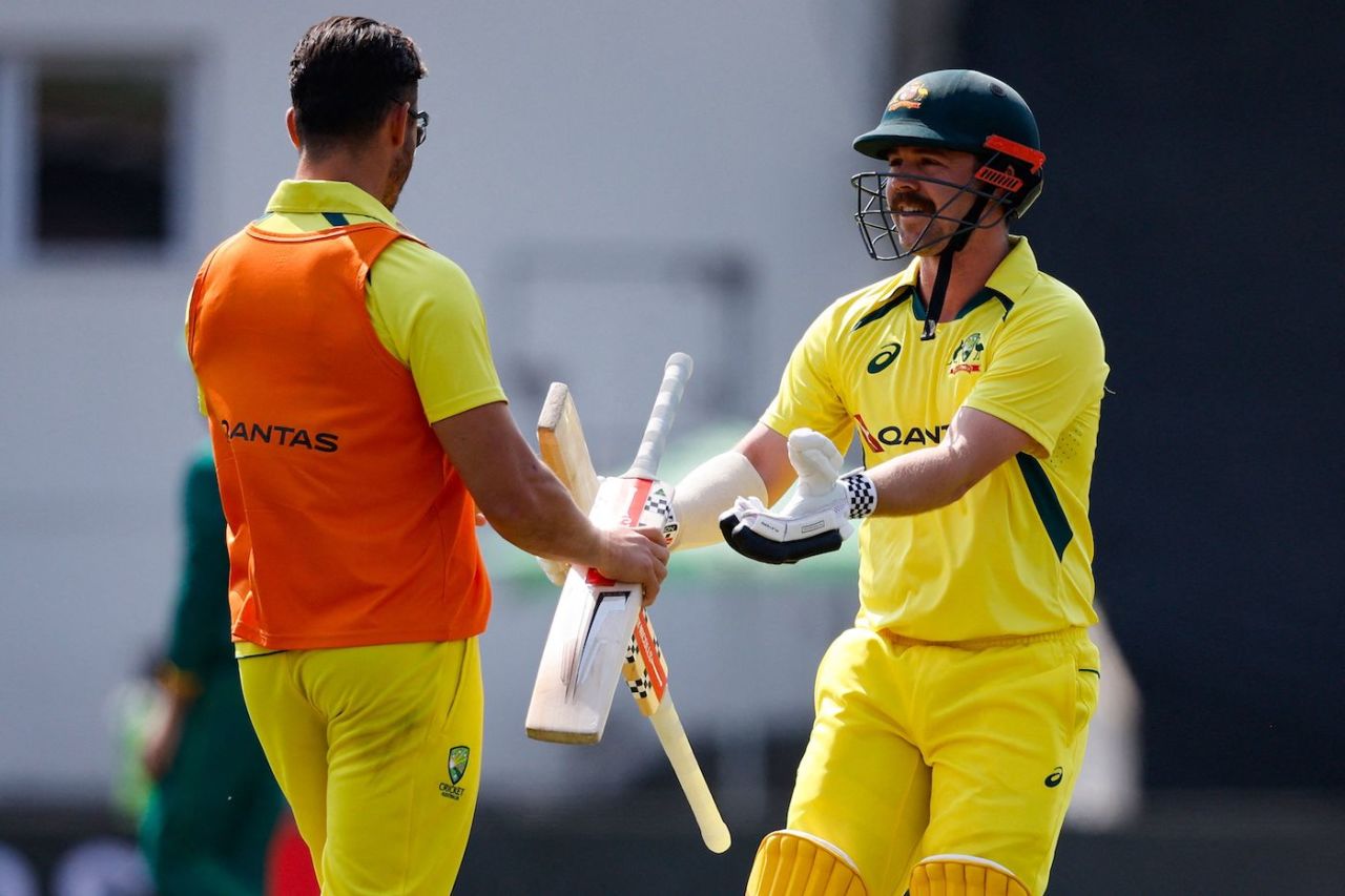 Travis Head gets a new bat, South Africa vs Australia, 2nd ODI, Bloemfontein, September 9, 2023