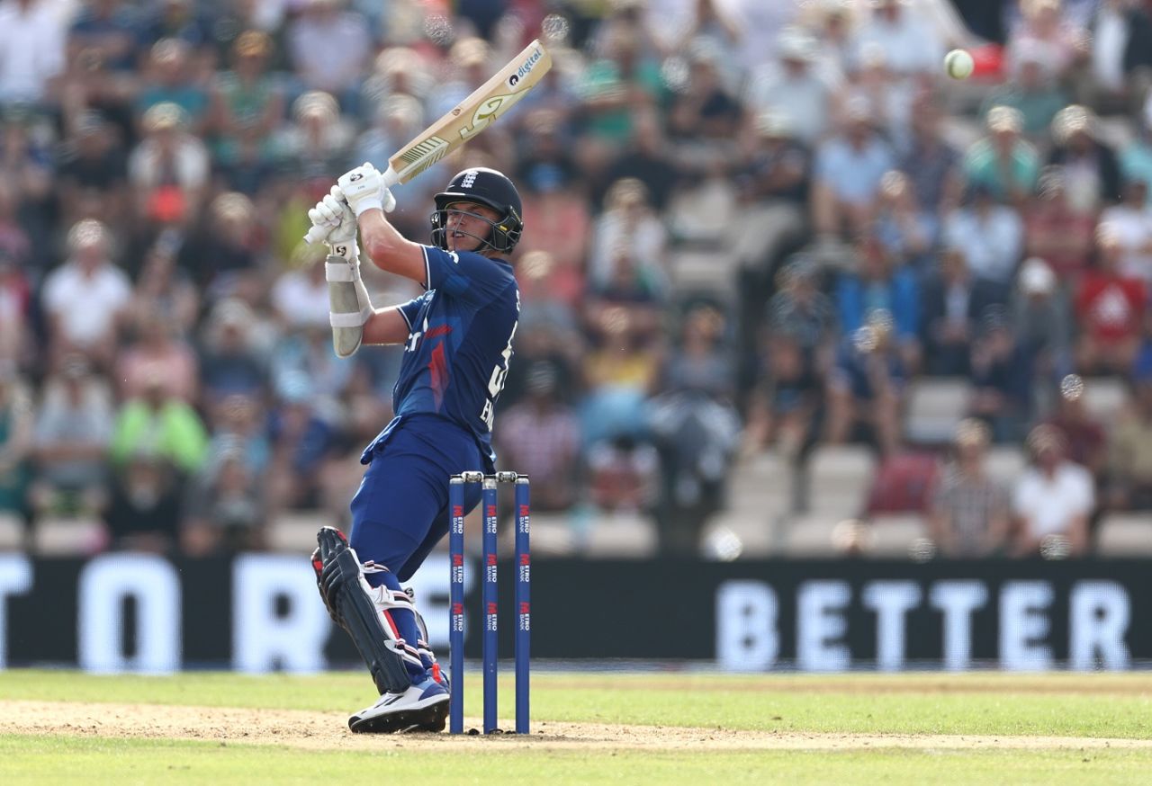 Sam Curran hit 42 in a century stand with Liam Livingstone, England vs New Zealand, 2nd ODI, Ageas Bowl, September 10, 2023