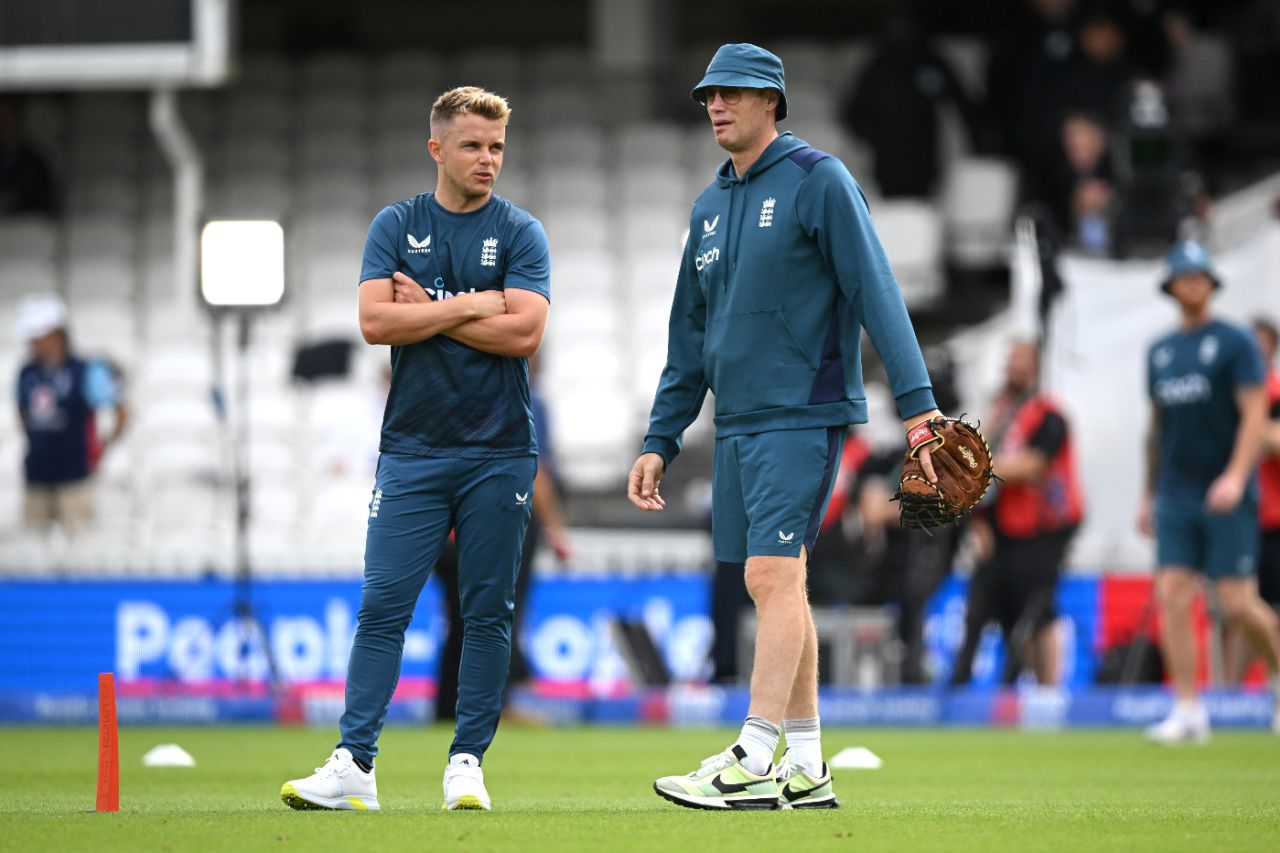 Sam Curran chats with Andrew Flintoff before the start of the third ODI, England vs New Zealand, 3rd ODI, The Oval, September 13, 2023