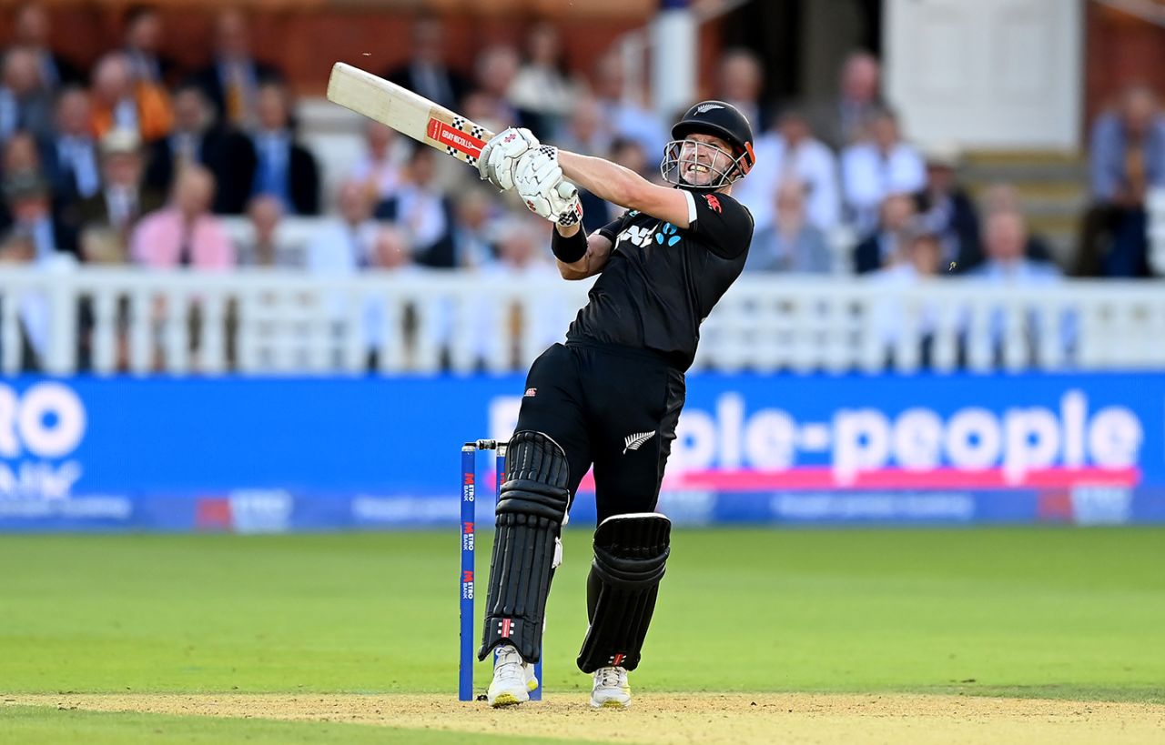Henry Nicholls connects with a pull, England vs New Zealand, 4th ODI, Lord's, September 15, 2023