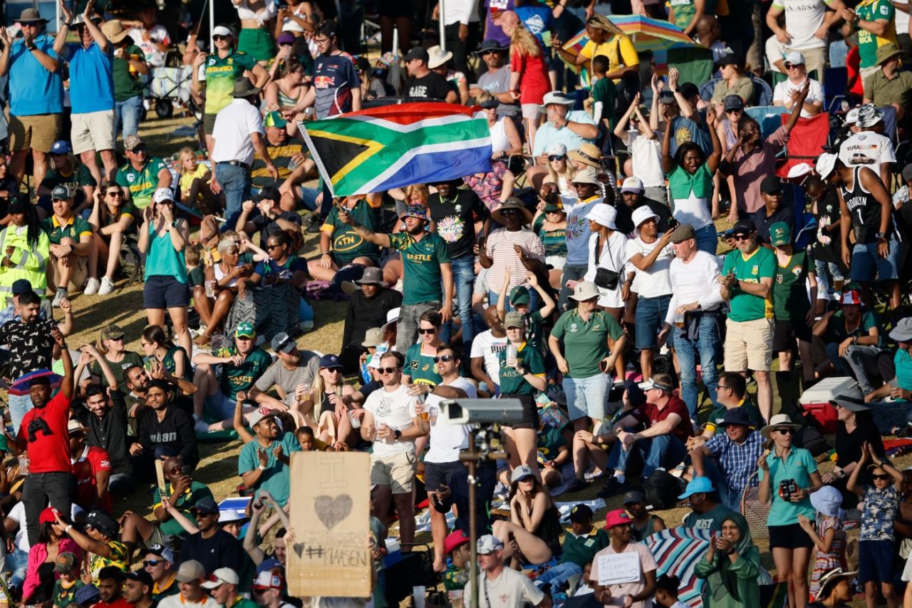 The crowd loved every minute of Heinrich Klaasen's innings, South Africa vs Australia, 4th ODI, Centurion, September 15, 2023
