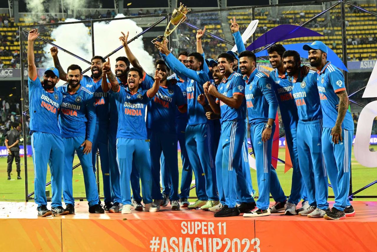 Job done, it's time to celebrate - India with their eighth Asia Cup trophy, India vs Sri Lanka, Asia Cup final, Colombo, September 17, 2023
