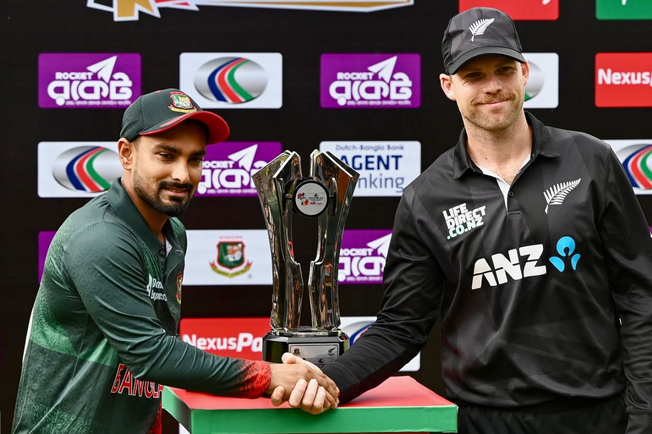 Lockie Ferguson and Litton Das are all smiles at a photo session ahead of the first ODI, Dhaka, September 20, 2023