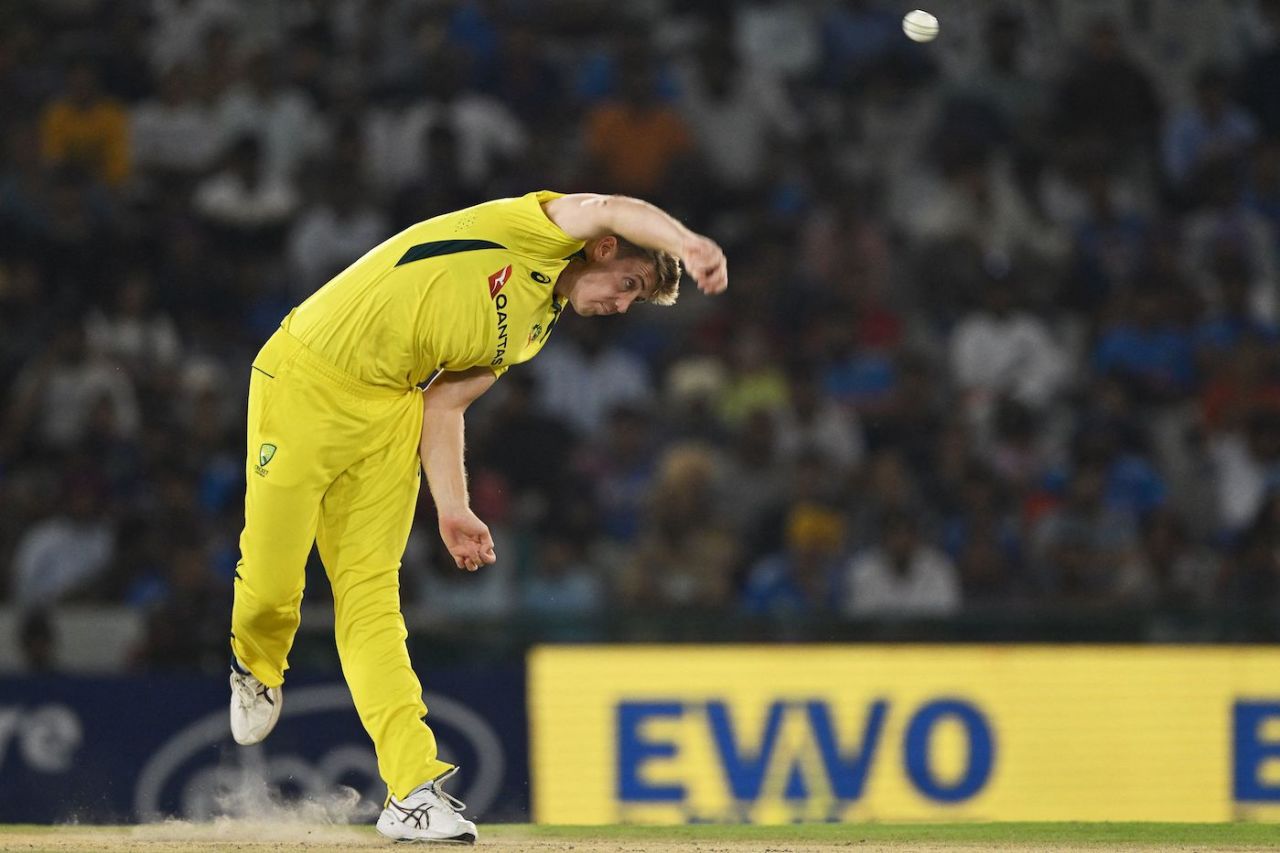 A tall, wiry Cameron Green sends one down, India vs Australia, 1st ODI, Mohali, September 22, 2023