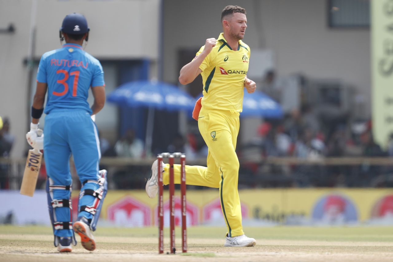 Josh Hazlewood sent back Ruturaj Gaikwad early, India vs Australia, 2nd ODI, Indore, September 24, 2023