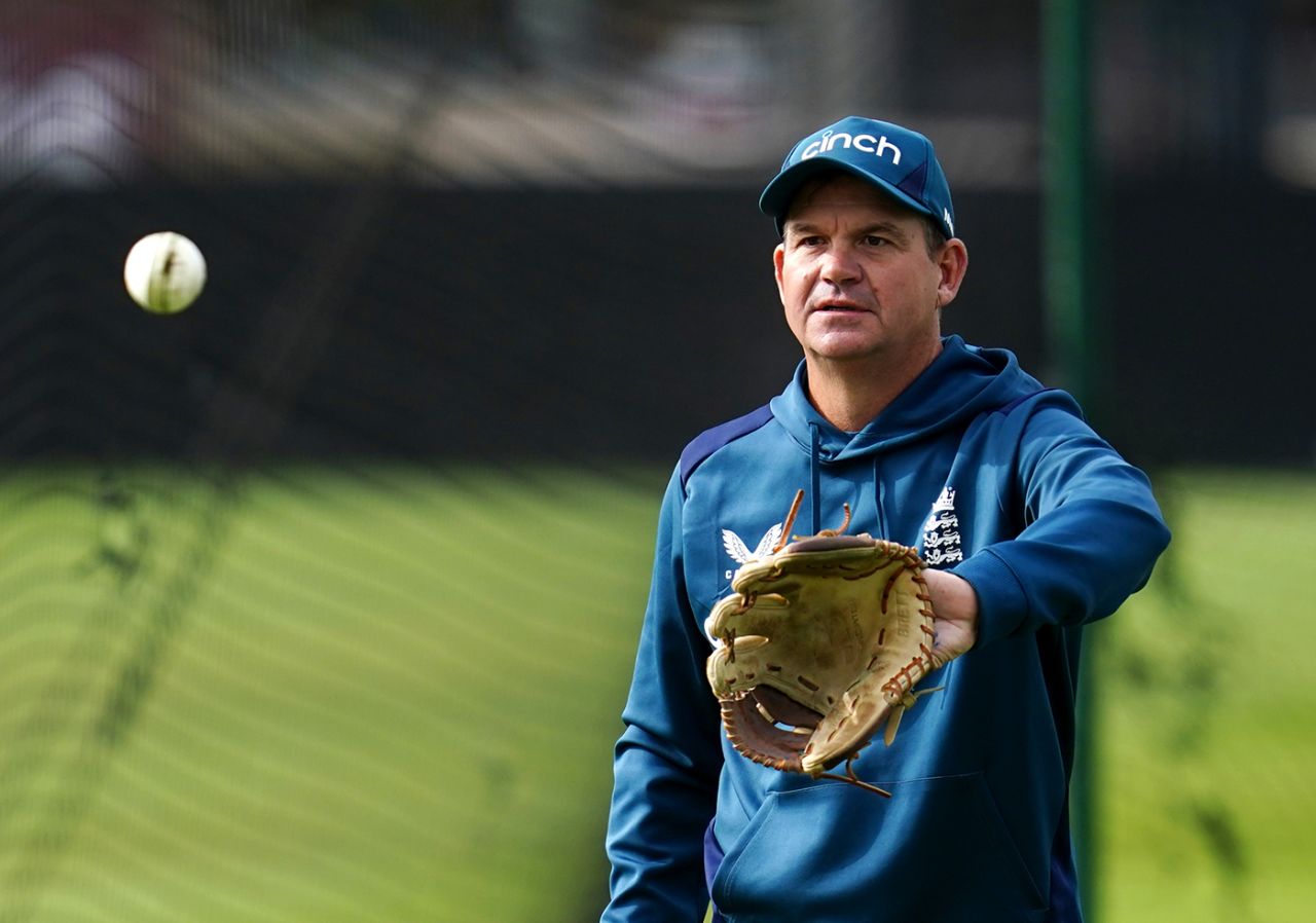 Matthew Mott oversees England net training, Bristol, September 25, 2023