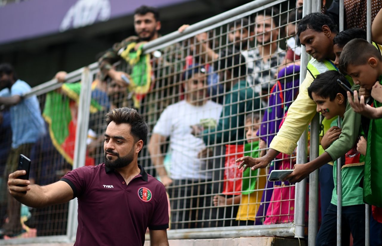Rashid Khan clicks a selfie with fans, Afghanistan vs South Africa, warm-up, Thiruvananthapuram, World Cup 2023, September 29, 2023
