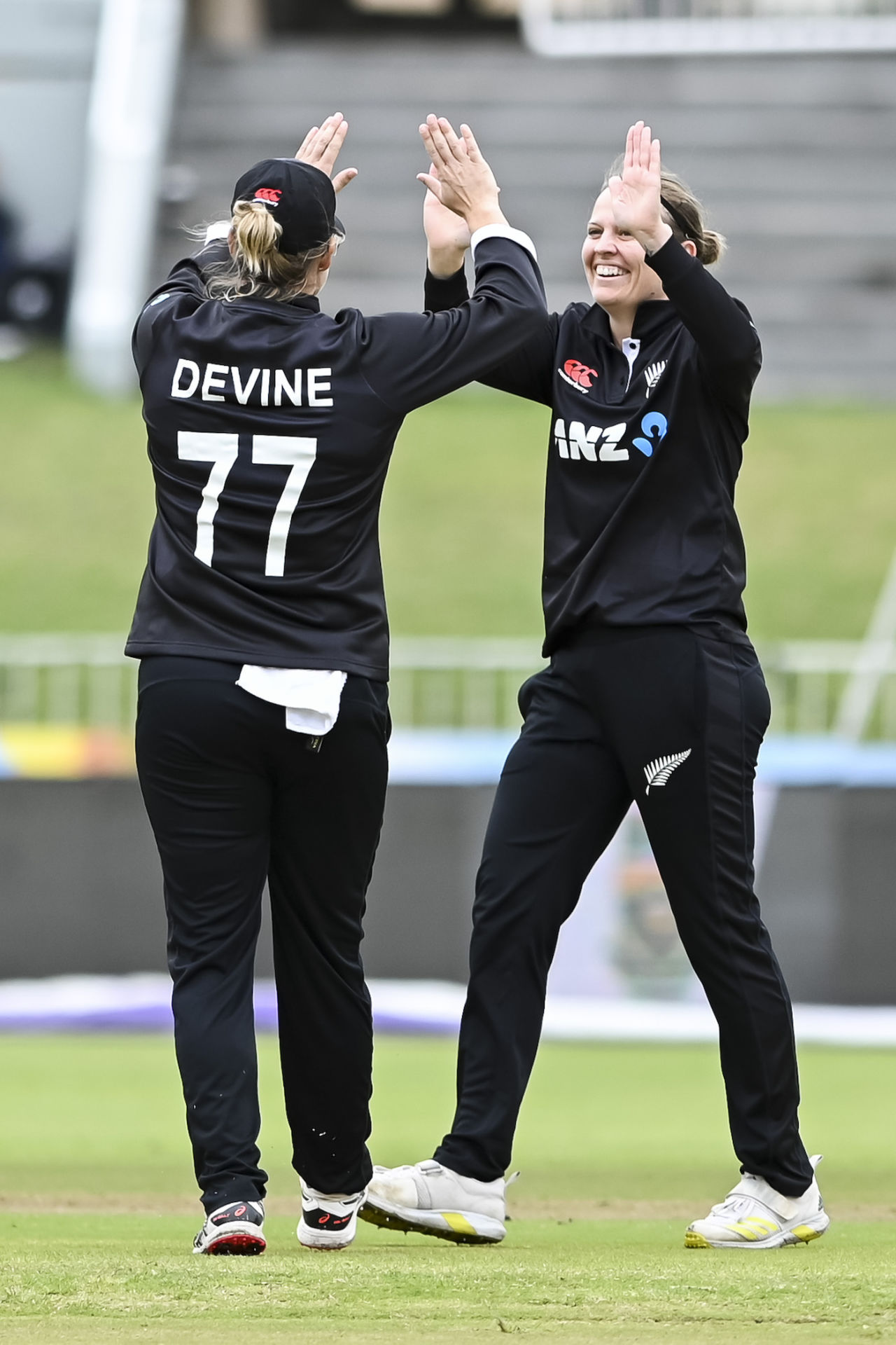 Lea Tahuhu had Anneke Bosch caught behind by Isabella Gaze, South Africa vs New Zealand, 3rd women's ODI, Durban, October 1, 2023