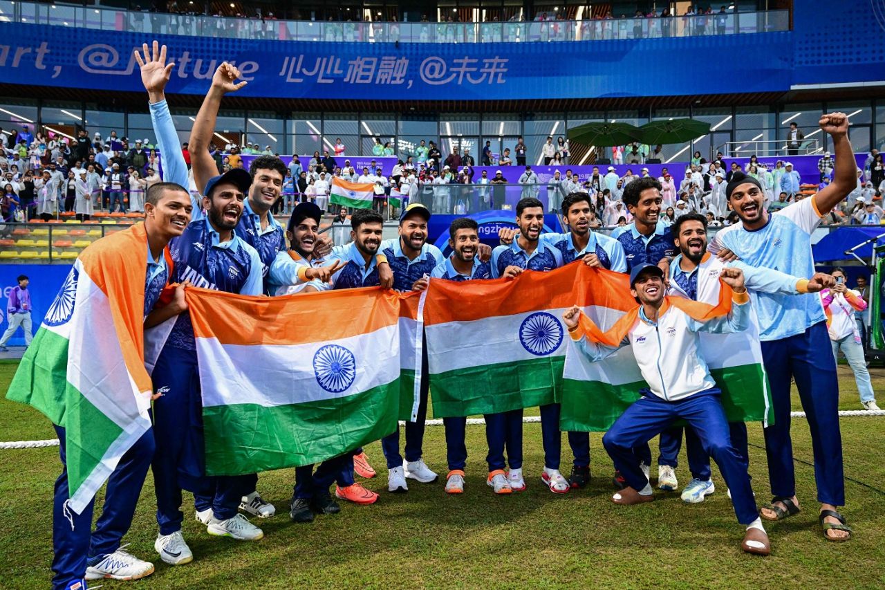 India celebrate their gold-medal win, Afghanistan vs India, Asian Games final, Hangzhou, October 07, 2023