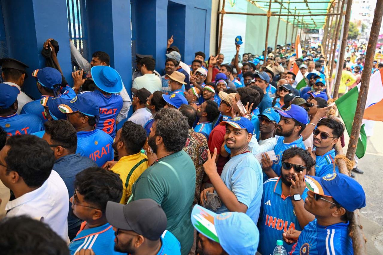 Fans waiting to get into Chepauk ahead of the game , India vs Australia, World Cup, Chennai, October 8, 2023
