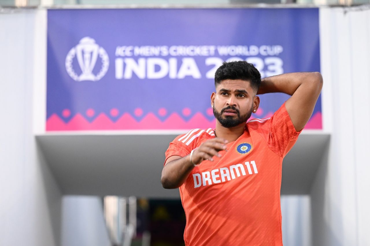 Shreyas Iyer walks into the field for training, Afghanistan vs India, ICC Men's World Cup 2023, Delhi, October 10, 2023