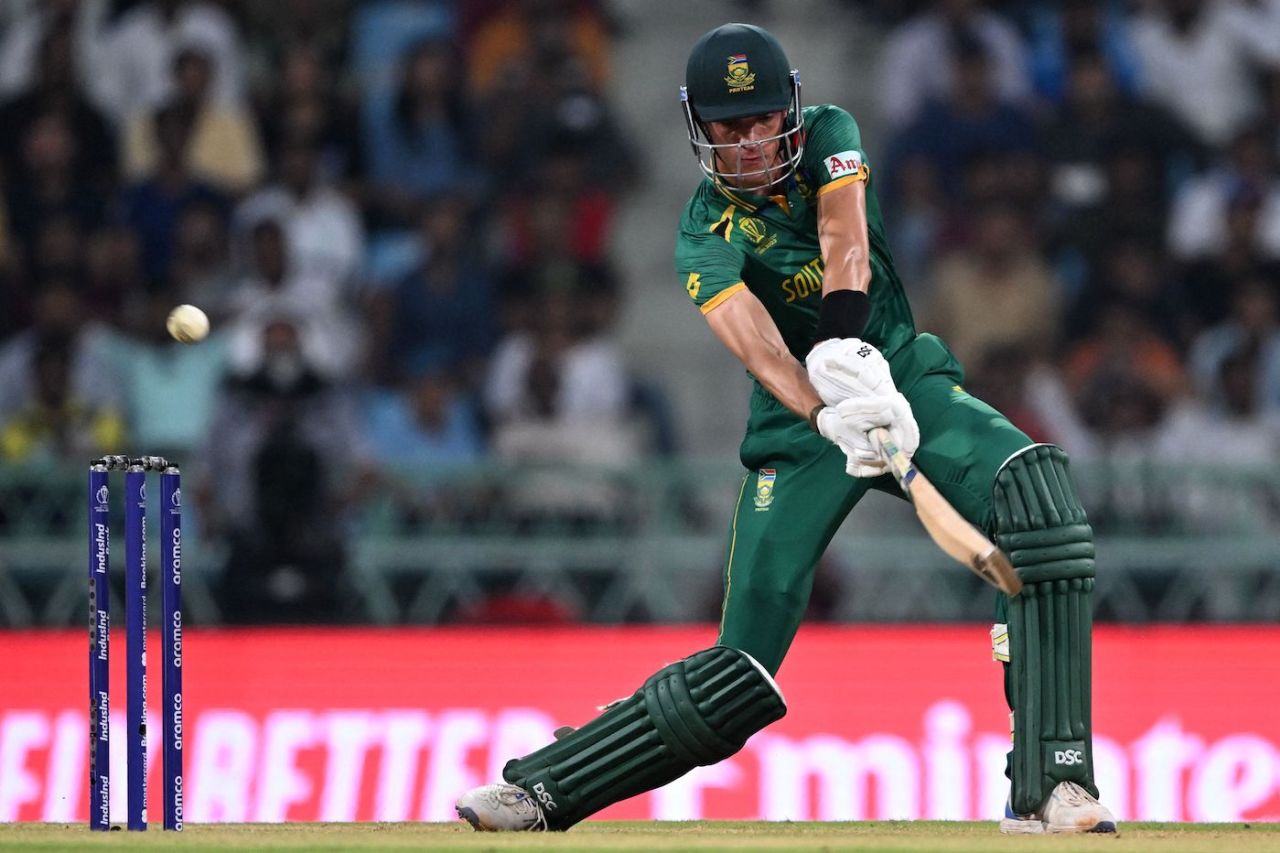 Marco Jansen directs the ball with long-lever power, Australia vs South Africa, Men's ODI World Cup 2023, Lucknow, October 12, 2023