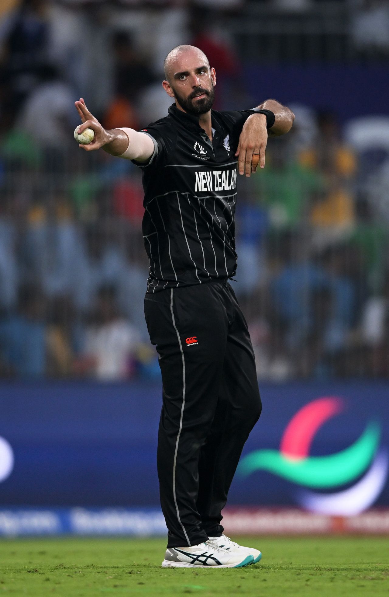 Daryl Mitchell controls the traffic, Bangladesh vs New Zealand, World Cup, Chennai, October 13, 2023