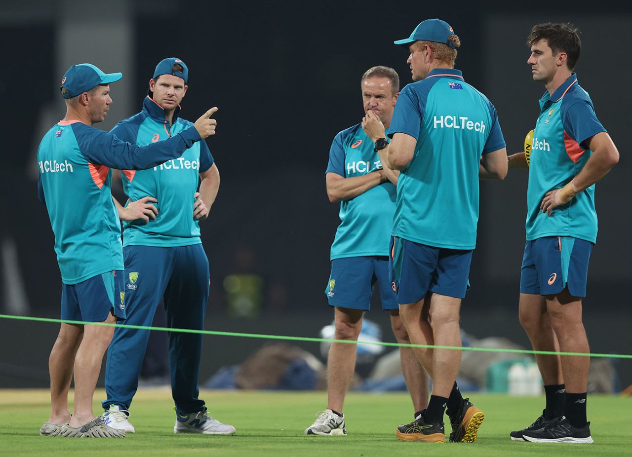 Summit meeting: Pat Cummins, David Warner and Steve Smith chat with Andrew McDonald and Andy Flower, Lucknow, October 14, 2023