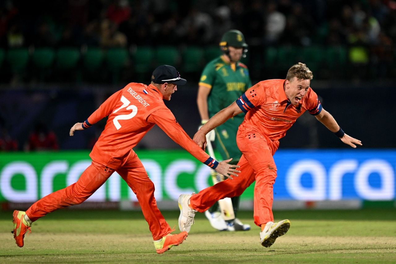 Logan van Beek takes off in celebration, Netherlands vs South Africa, World Cup, Dharamsala, October 17, 2023