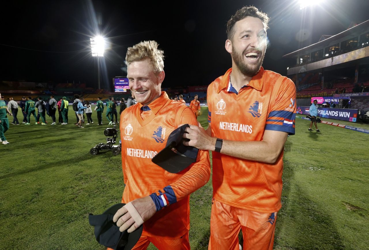 Paul van Meekeren with Sybrand Engelbrecht after the win, Netherlands vs South Africa, World Cup, Dharamsala, October 17, 2023