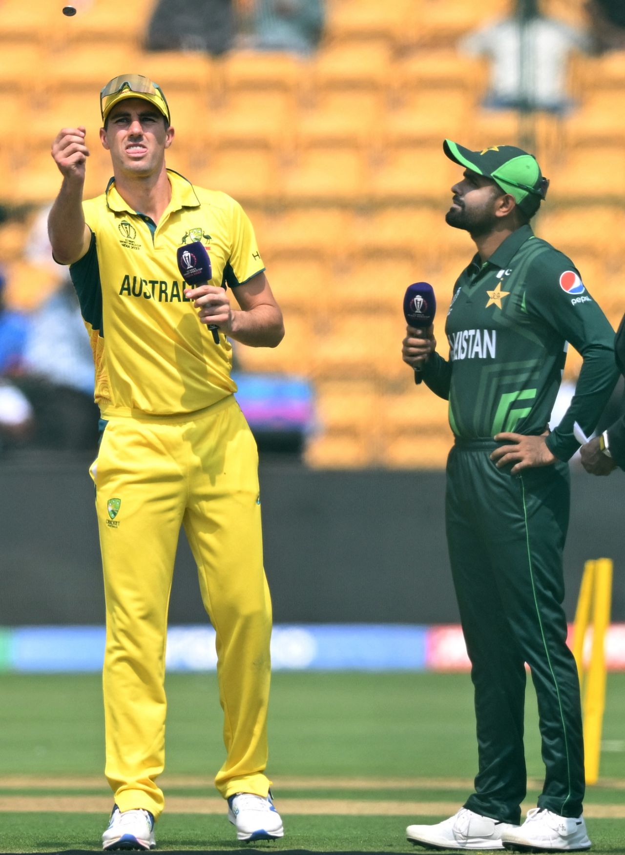 Pat Cummins spins the coin, Babar Azam calls, Australia vs Pakistan, Men's World Cup 2023, Bengaluru, October 20, 2023