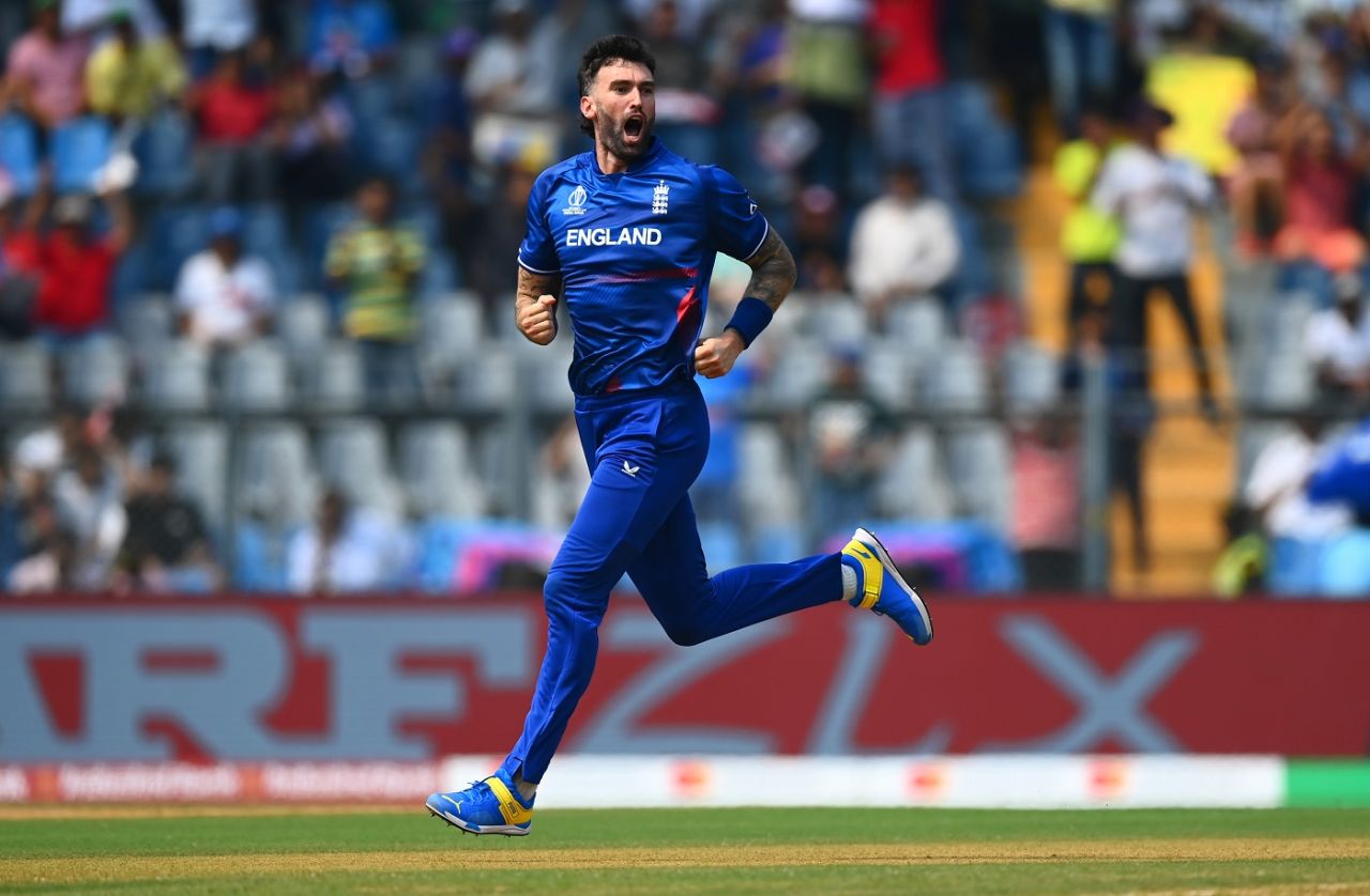 Reece Topley was underway with Quinton de Kock's wicket in the opening over, England vs South Africa, Men's World Cup 2023, Mumbai, October 21, 2023