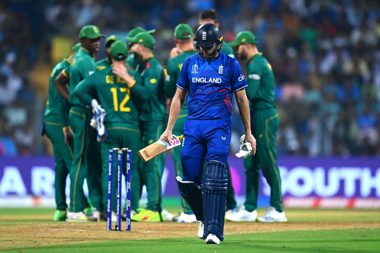 Dawid Malan walks back after being strangled down leg, England vs South Africa, Men's World Cup 2023, Mumbai, October 21, 2023