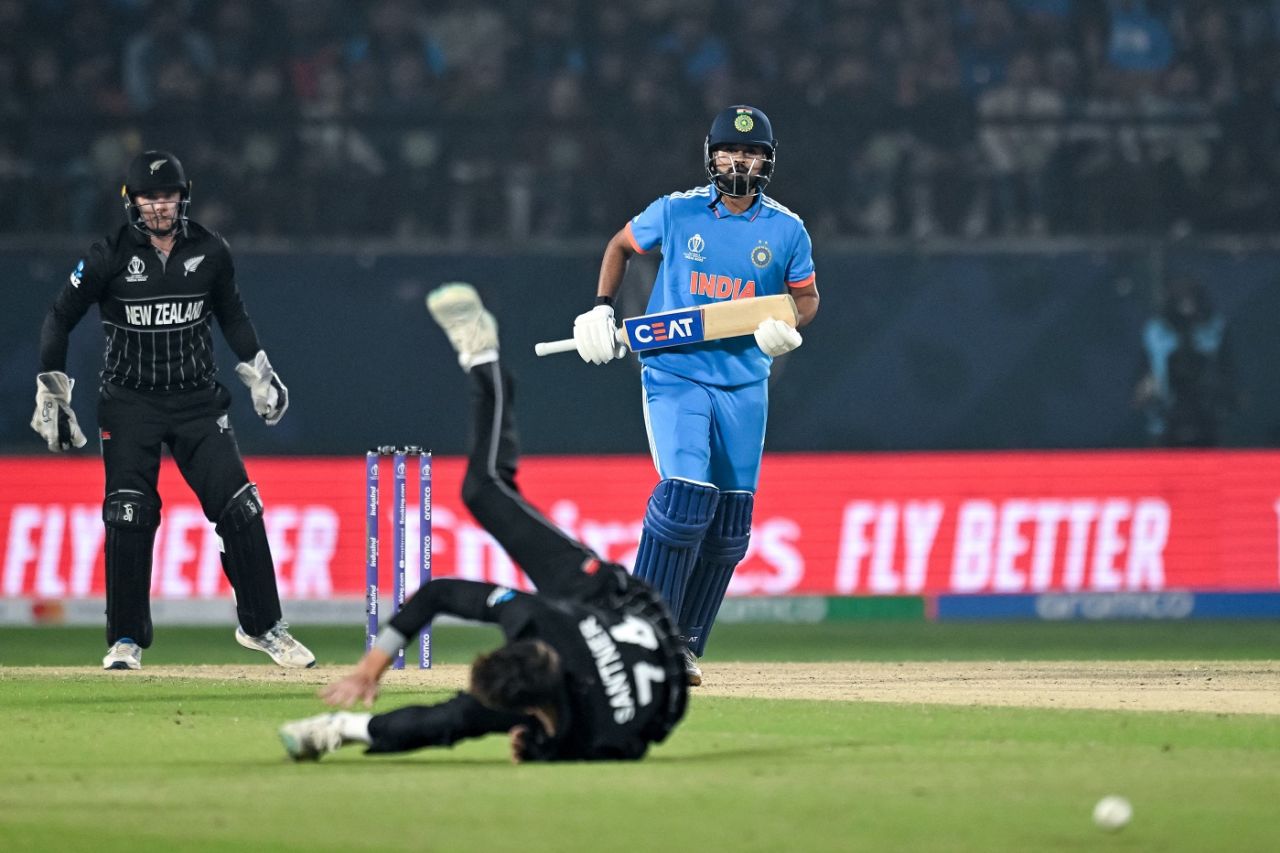 Shreyas Iyer milks MItchell Santner down the ground, India vs New Zealand, Men's ODI World Cup, Dharamsala, October 22, 2023