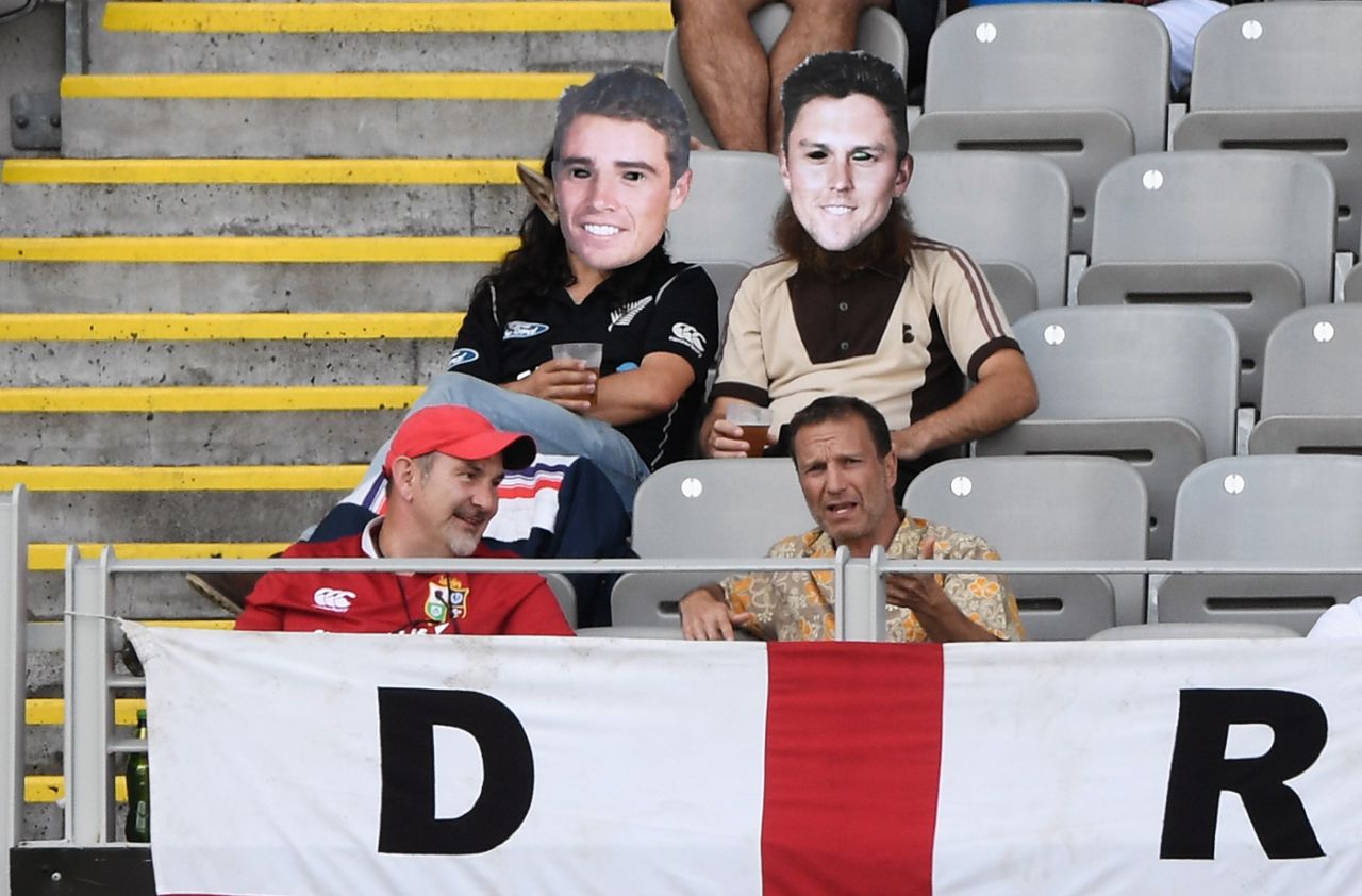 Spectators wear Tim Southee and Trent Boult masks, New Zealand v England, 1st Test, Auckland, 5th day, March 26, 2018