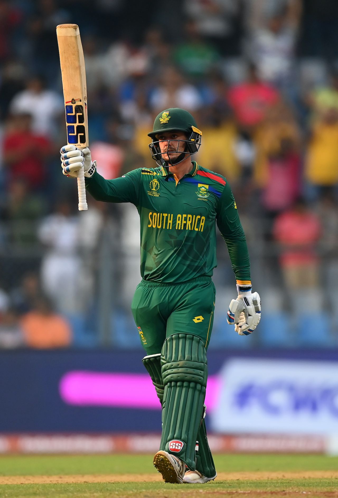 Quinton de Kock celebrates 150 in his 150th game, Bangladesh vs South Africa, ODI World Cup, Mumbai, October 24, 2023