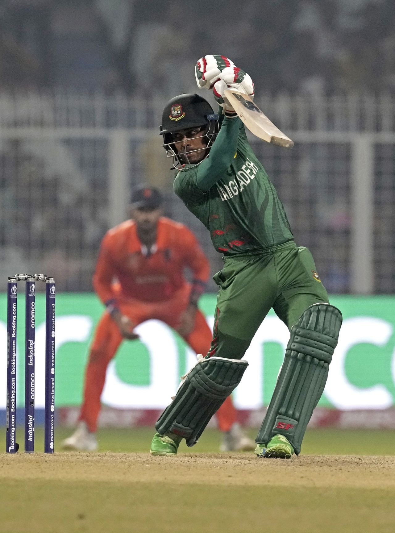 Mehidy Hasan Miraz creams one through covers, Bangladesh vs Netherlands, Men's World Cup 2023, Kolkata, October 28, 2023