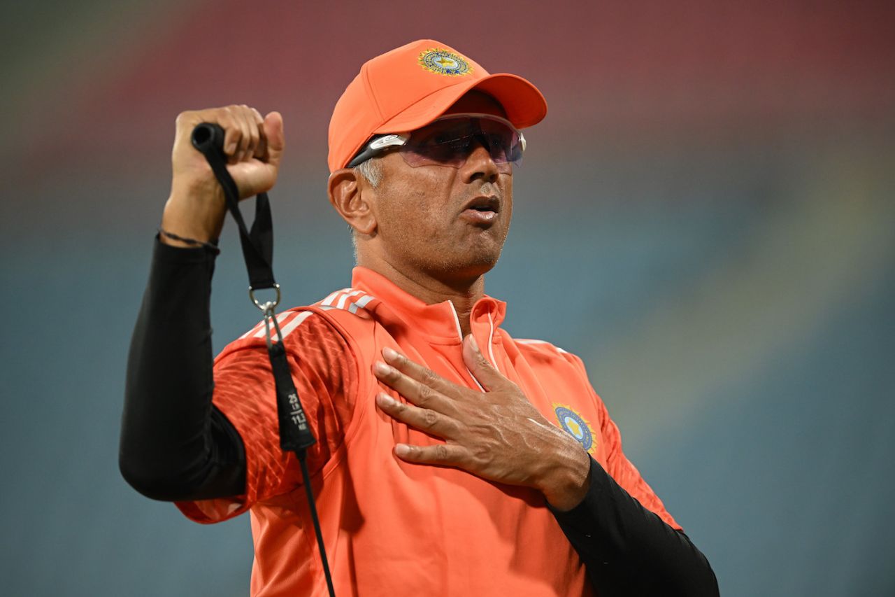 Coaches must stay fit too - Rahul Dravid has a go during training, India vs England, World Cup, Lucknow, October 28, 2023
