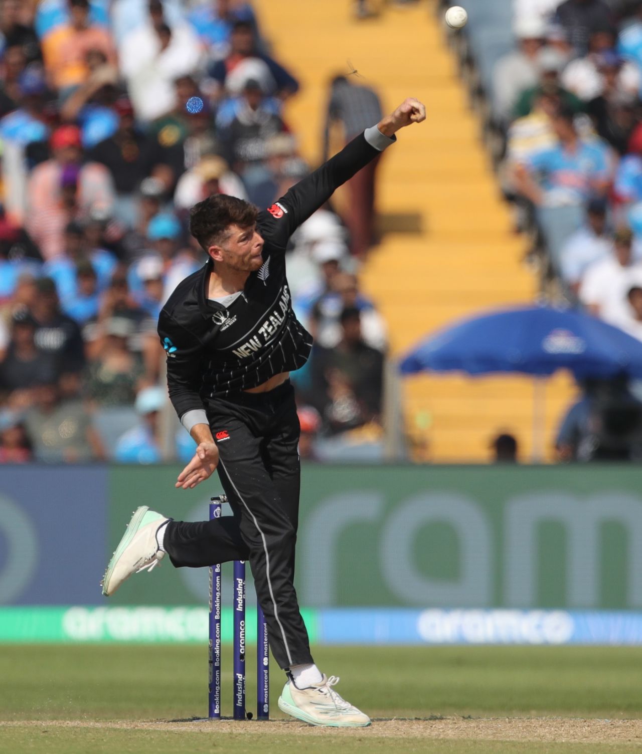 Mitchell Santner was brought on in the eleventh over, New Zealand vs South Africa, ICC Men's World Cup 2023, Pune, November 1, 2023