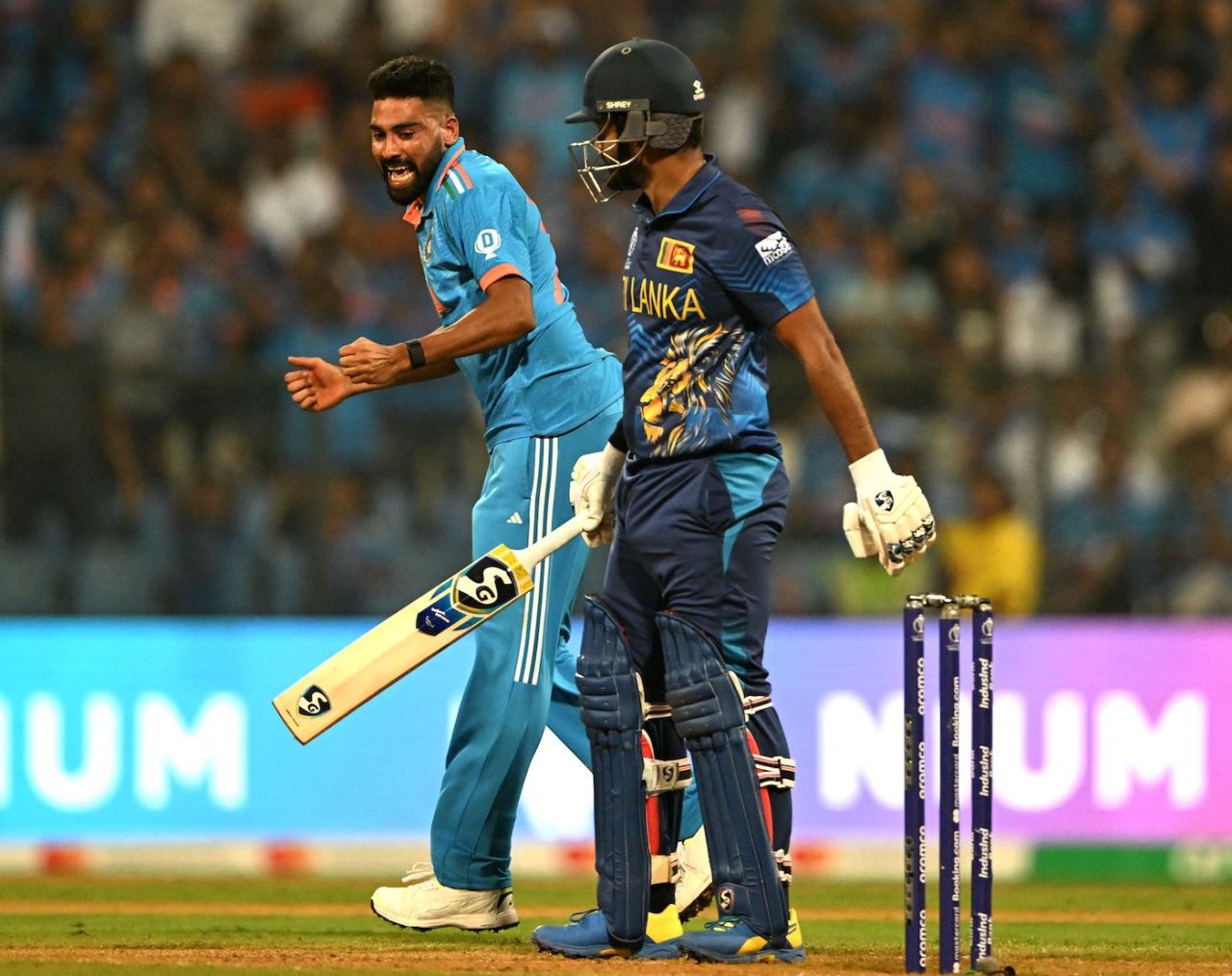 Dimuth Karunaratne was one of the victims of Mohammed Siraj's unreal back-to-back new-ball spells against Sri Lanka, India vs Sri Lanka, Men's ODI World Cup, Mumbai, November 2, 2023