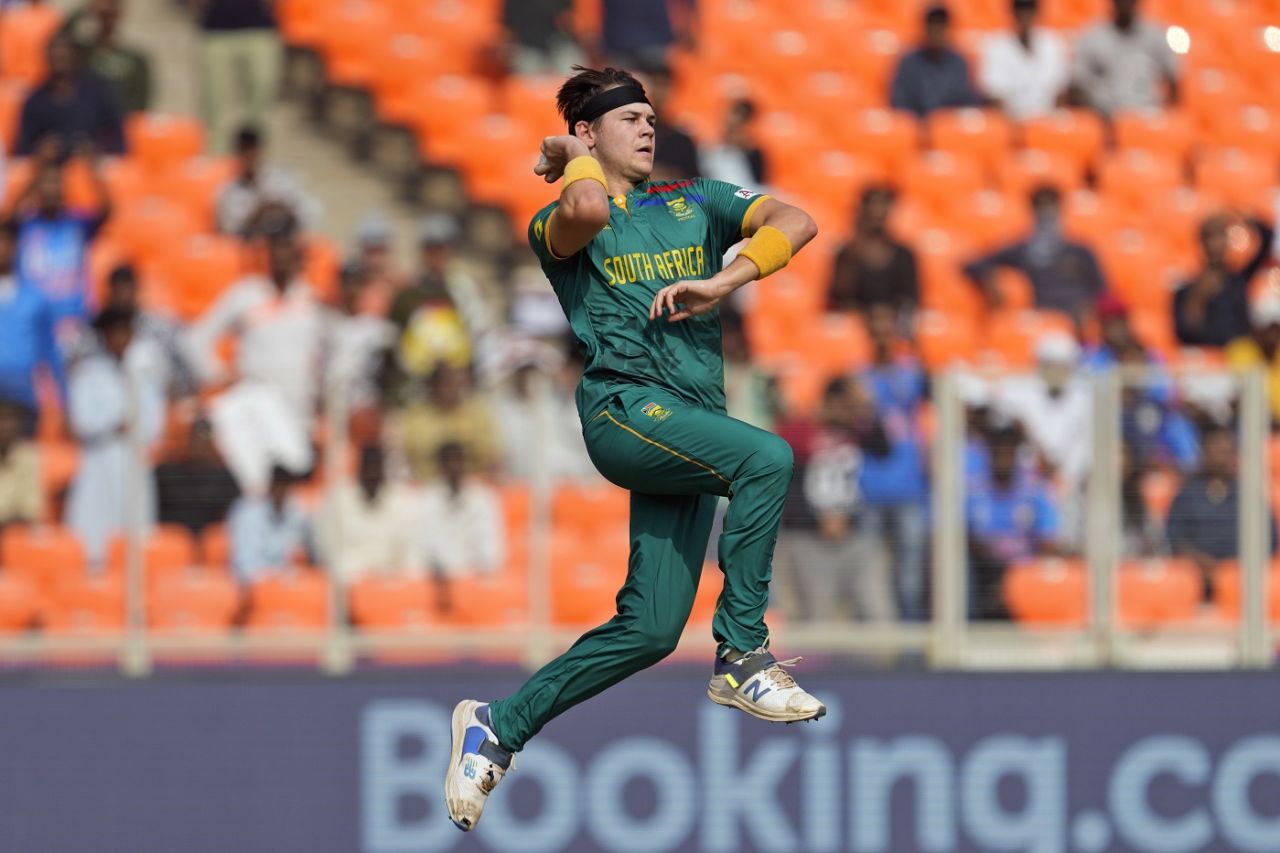 Gerald Coetzee leaps before bowling, Afghanistan vs South Africa, World Cup, Ahmedabad, November 10, 2023