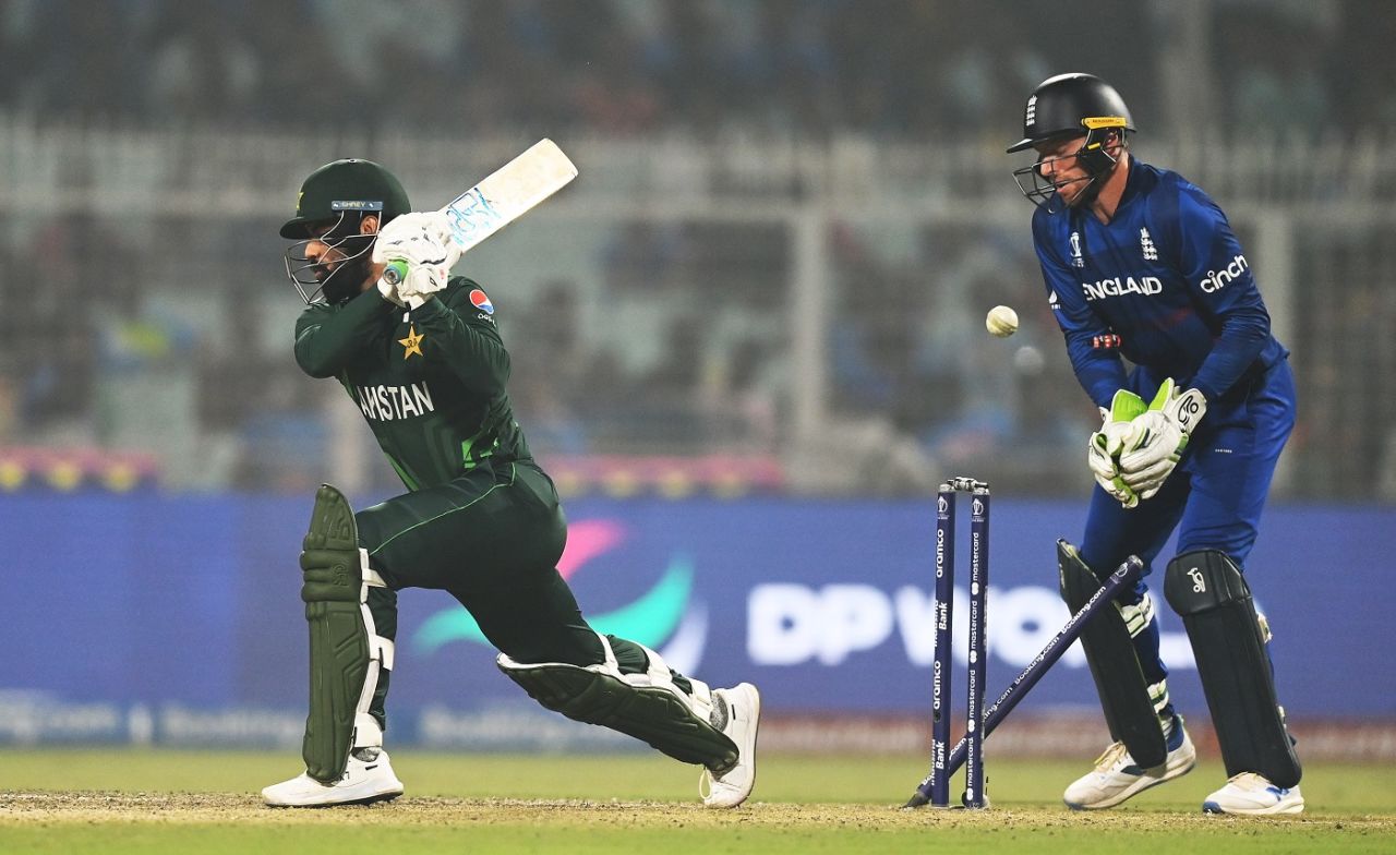 Shadab Khan was bowled by Adil Rashid, England vs Pakistan, Men's ODI World Cup, Kolkata, November 11, 2023
