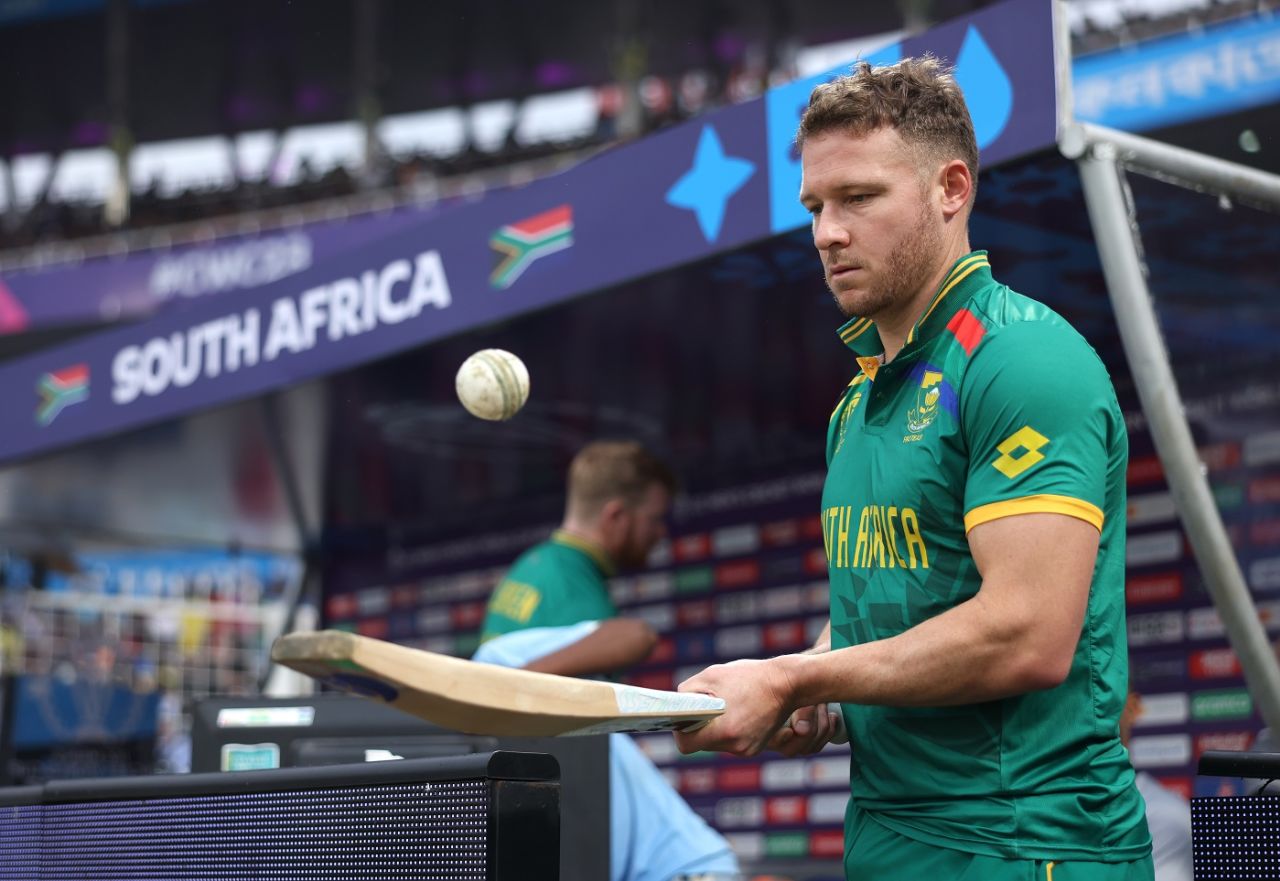 David Miller concentrates before walking out to bat, Australia vs South Africa, Men's ODI World Cup, 2nd semi-final, Kolkata, November 16, 2023