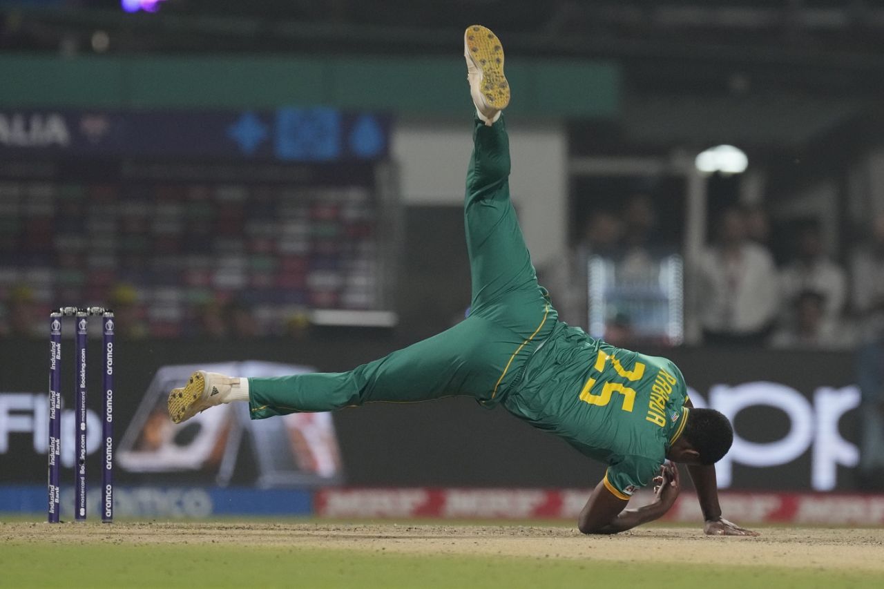Kagiso Rabada bowled a menacing first spell, and even took a tumble or two, Australia vs South Africa, Men's ODI World Cup, 2nd semi-final, Kolkata, November 16, 2023