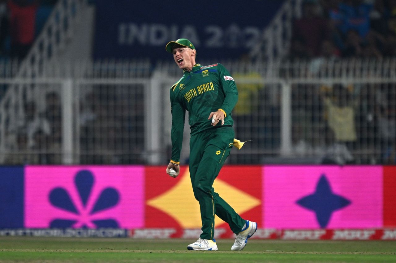 Rassie van der Dussen took a blinder to dismiss Mitchell Marsh, Australia vs South Africa, Men's ODI World Cup, 2nd semi-final, Kolkata, November 16, 2023