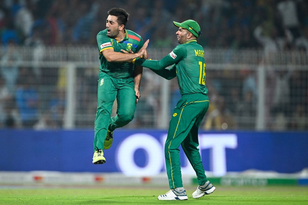 Tabraiz Shamsi exults after a wicket, Australia vs South Africa, Men's ODI World Cup, 2nd semi-final, Kolkata, November 16, 2023