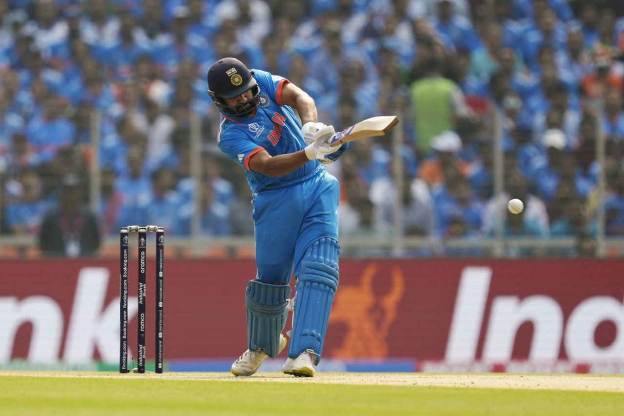 Rohit Sharma pulls for four, India vs Australia, World Cup final, Ahmedabad, November 19, 2023