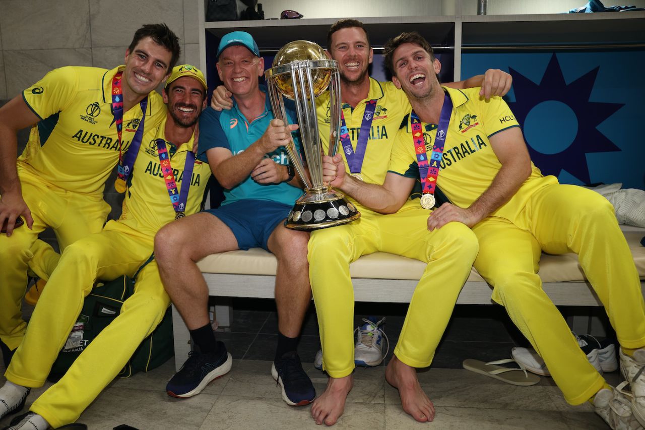 Pat Cummins, Mitchell Starc, Andrew McDonald, Josh Hazlewood, and Mitchell Marsh pose with the trophy, India vs Australia, Men's ODI World Cup final, Ahmedabad, November 19, 2023
