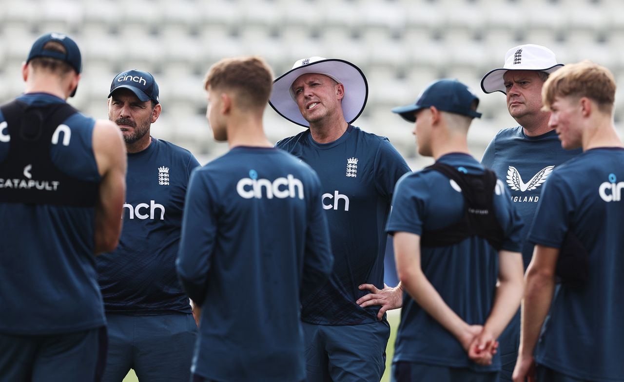 England spin-bowling consultant Graeme Swann talks to the Under-19 players before the first Test, England Under-19 vs Australia Under-19, 1st Youth Test, Worcester, September 8, 2023
