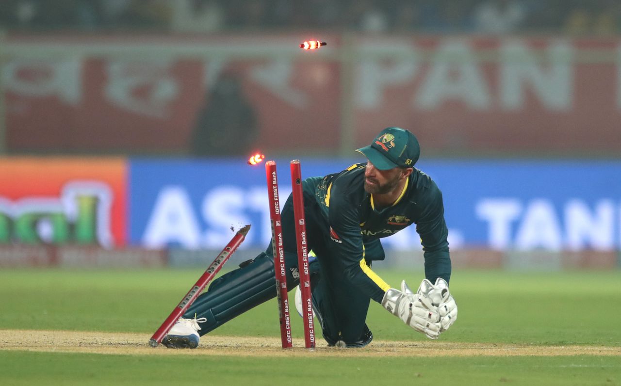 That's the first wicket - Ruturaj Gaikwad is run-out without facing a ball, India vs Australia, 1st men's T20I, Visakhapatnam, November 23, 2023