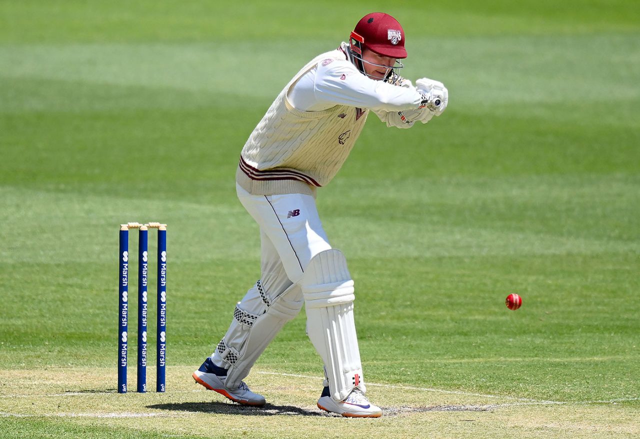 Matt Renshaw watches the ball, Queensland vs Western Australia, Sheffield Shield, Gabba, November 28, 2023