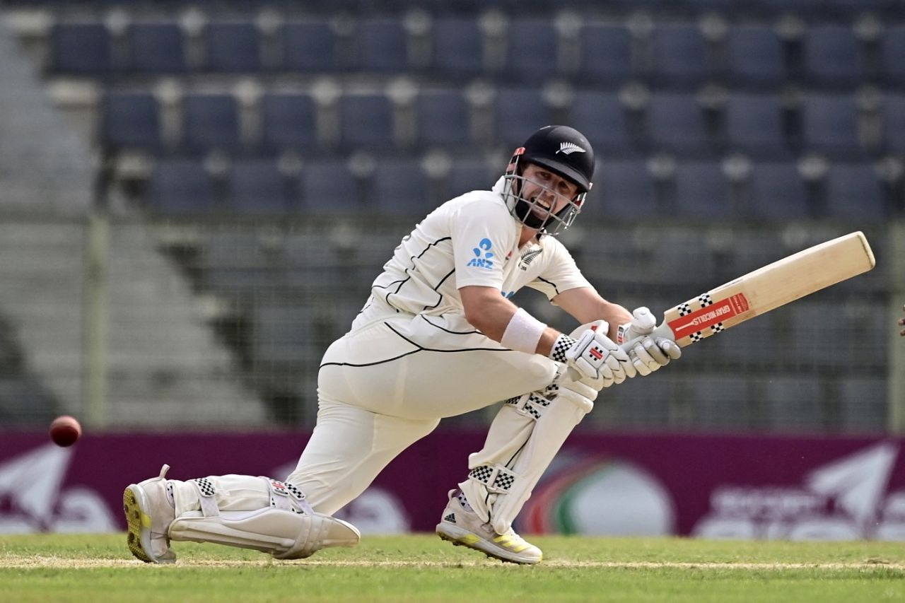 Henry Nicholls plays the paddle-sweep, Bangladesh vs New Zealand, 1st Test, second day, Sylhet, November 29, 2023