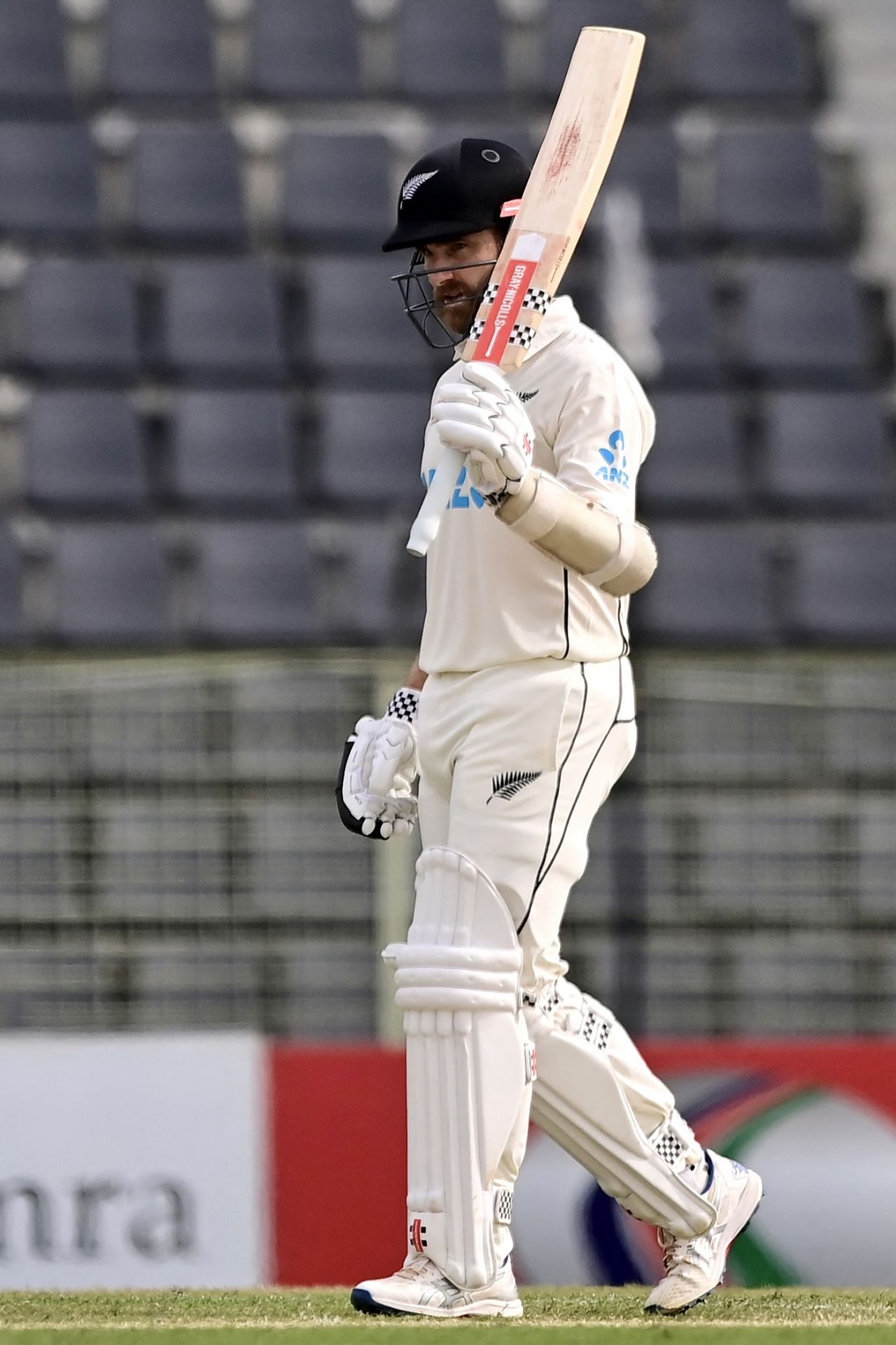 Kane Williamson batted steadily and comfortably against spin to bring up a fifty, Bangladesh vs New Zealand, 1st Test, second day, Sylhet, November 29, 2023