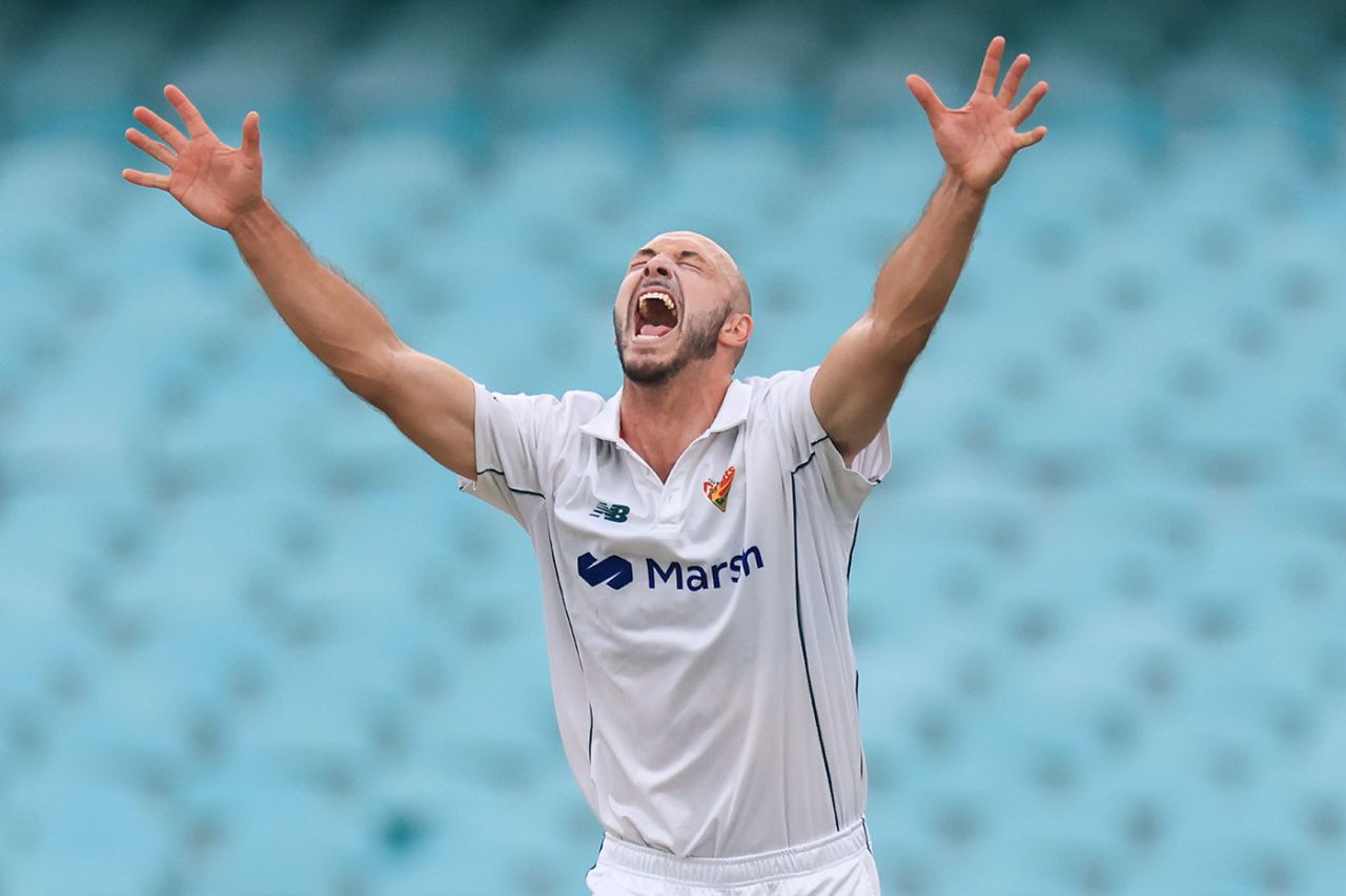Gabe Bell helped rip through New South Wales, New South Wales vs Tasmania, Sheffield Shield, SCG, November 30, 2023