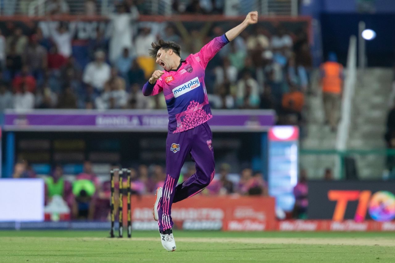 Muhammad Jawadullah took 2 for 21, Bangla Tigers vs New York Strikers, Abu Dhabi T10, Abu Dhabi, November 29, 2023
