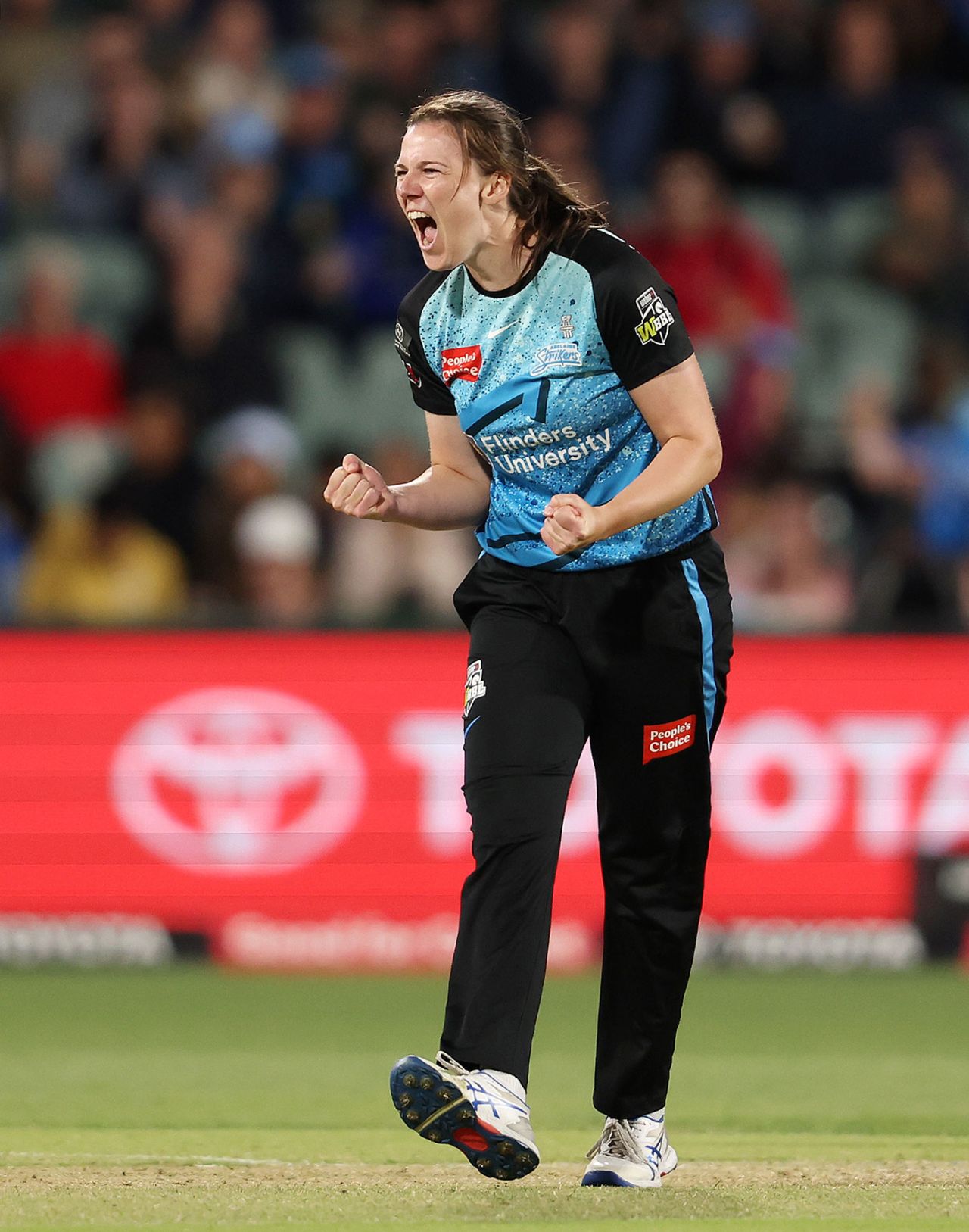 Tahlia McGrath gave Adelaide Strikers hope with two in two balls, Adelaide Strikers Women vs Brisbane Heat Women, WBBL 2023-24, Final, Adelaide, December 2, 2023