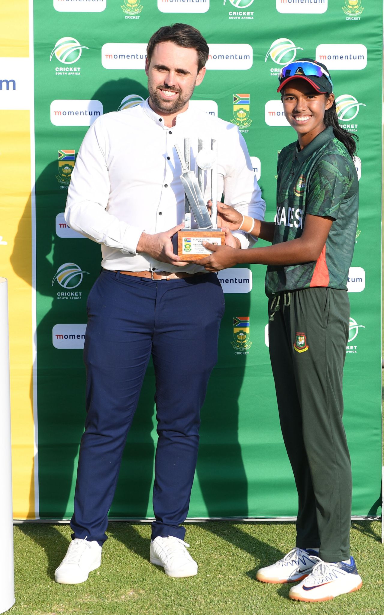 Shorna Akter receives her Player-of-the-Match award, South Africa vs Bangladesh, 1st women's T20I, Benoni, December 3, 2023