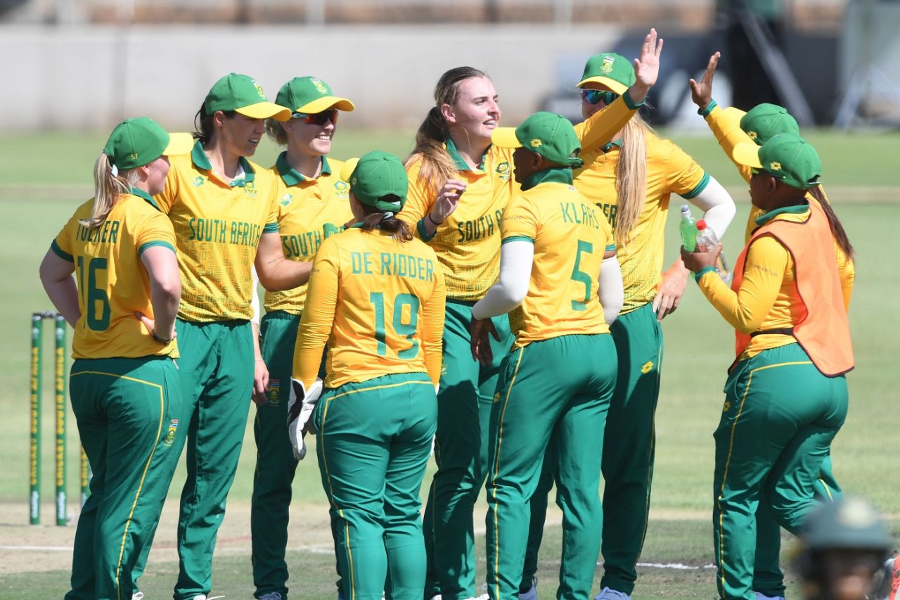 Eliz-mari Marx returned figures of 1 for 25 on her T20I debut, South Africa vs Bangladesh, 1st T20I, Benoni, December 3, 2023