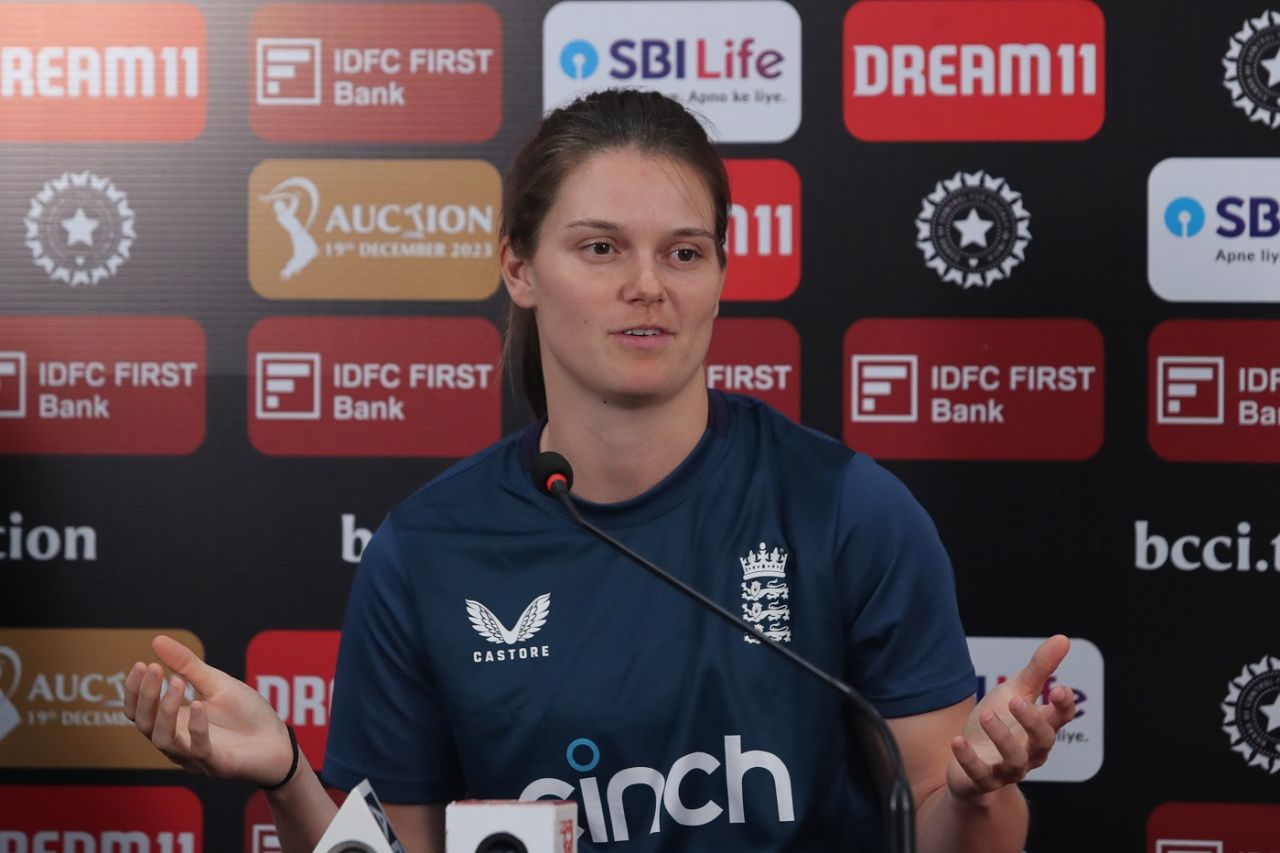 Amy Jones addresses the press on the eve of the second T20I, India vs England, Mumbai, December 8, 2023