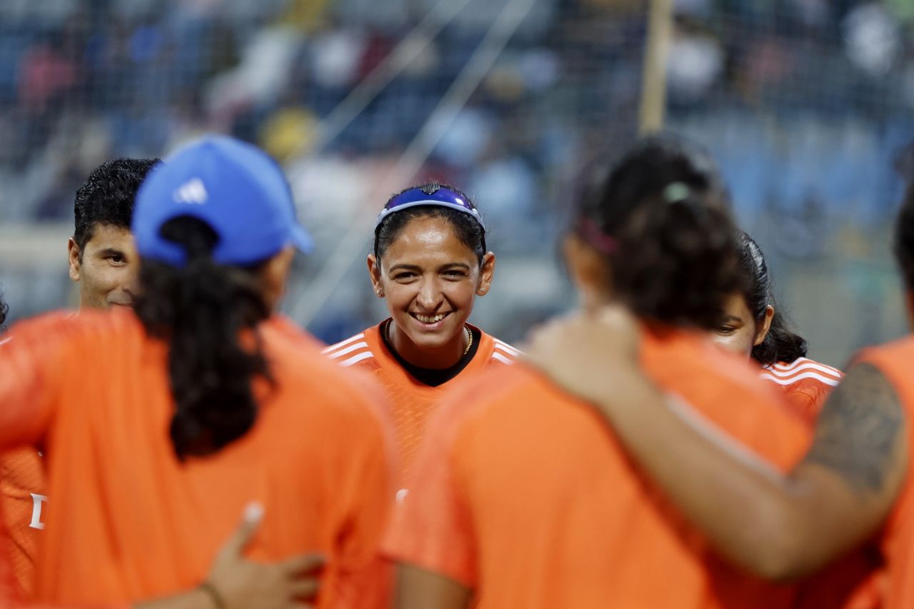 Harmanpreet Kaur share a light moment ahead of the game, India vs England, 3rd T20I, Wankhede Stadium, Mumbai, December 10, 2023